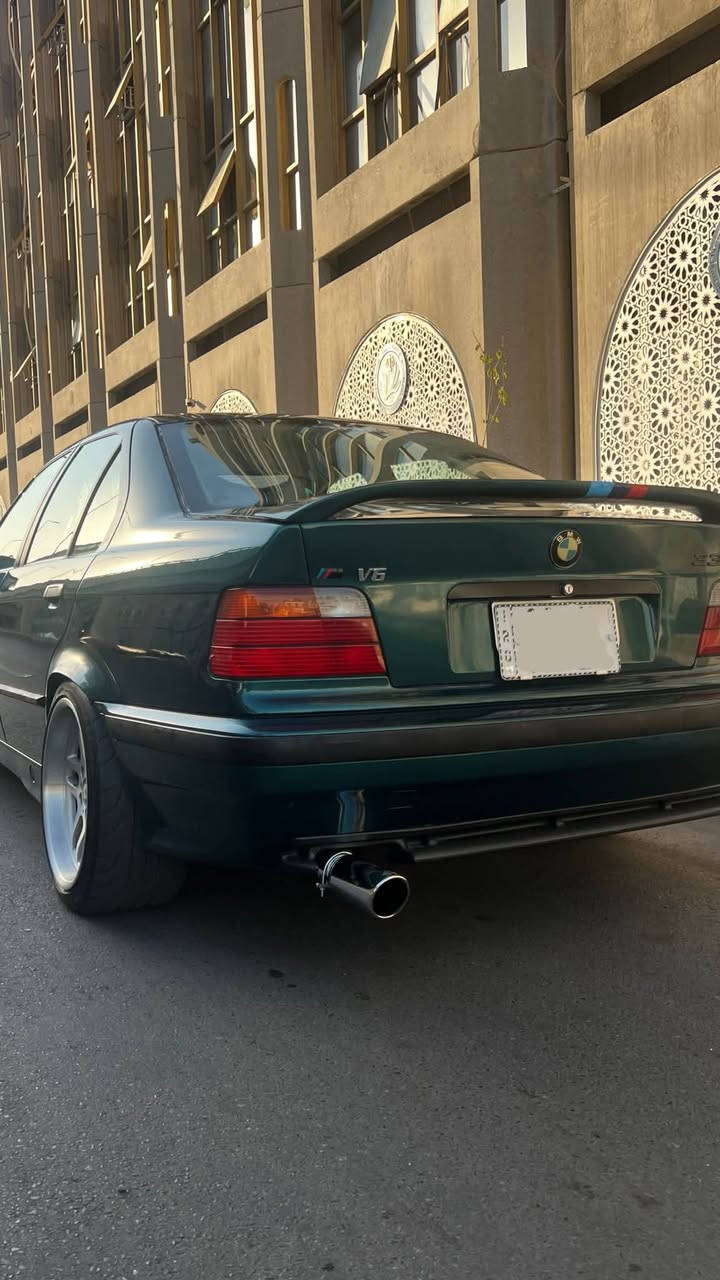 السلام عليكم بي ام e36 325i 1992
اوتوماتيك ارقام جديدة هزة جديدة سنوية باقيلها قليل 
من انظف بي امات بغداد
كفاله صبغ فقط جمالية 
🔋كير محرك بلاد
🔋تبريد ثلج 
🔋رقم بغداد مكانها بغداد الصالحية 
🔋تايرات جدد ويالة اصليات رياضي
🔋مازدات سوارات نشرات تحكم من التليفون الوان هواي ونشرات جدد
🔋دوشمة جلد فيروزي تخبل والبلاد بيجي هم جلد
كل كلام قليل بحقها اي نقص مابيها فقط ملاحظات بسيطة رايدها مراوس بسيارة اشتغل بيها خصوصي فقط وانطي فرق او اخذ فرق حسب السيارة والنظافه
السيارة ما تعجبك صعد المنشور بالصلاة على محمد والله يرزق الجميع ان شاء الله❤️
***********
