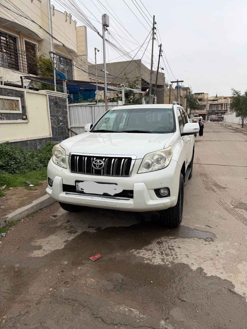 برادو ٢٠١٠ محرك ٤ سلندر
سياره مكفوله
ابيضّ صدفي
رقمها أربيل باسمي لسنة ٢٠٣٠
سياره جديده بمعنى الكلمه
تخم تاير
اسبير تعليك
مري شفط 
اشاير بلمرايه 
نظام ايكو اقتصاد بانزي 
قفل الجام مع سنتر الأبواب 
تبريد ثلاث قطع 
حداديه جديده
محرك راقي
دشبول مطعم بلصاج 
لايت نظام زنون مكان بغداد السيديه التجاري ***********
