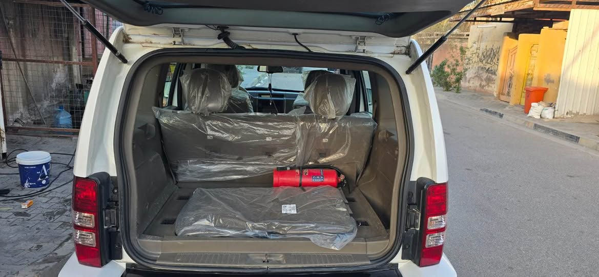 جيب ليبرتي 2012 
فول عدا الفتحه شاشه جبيره قلاب كروز سرعه مانع انزلاق تحكم استيرن سماعات دمام كامره خلفيه  دواخل نظيفه 10‎0‎%‎ زنون تبريد ثلج حداديه  نظيفه دهن كير دهن مكينه  جديد اليوم بدلته كير مكينه كفاله نصبته تخبل نوزلا بلكات جدد رقم جديد بغداد بسمي  سياره عله وضع الشركه مامتعوبه ابد مكفوله من الضرب بس صبغ عام اثر حالوب بلخارج ماشيه 152  
بيه طخه خفيفه باب الصد وزلغ بلقماره 
السعر 115
*********** الزبير, البصرة
