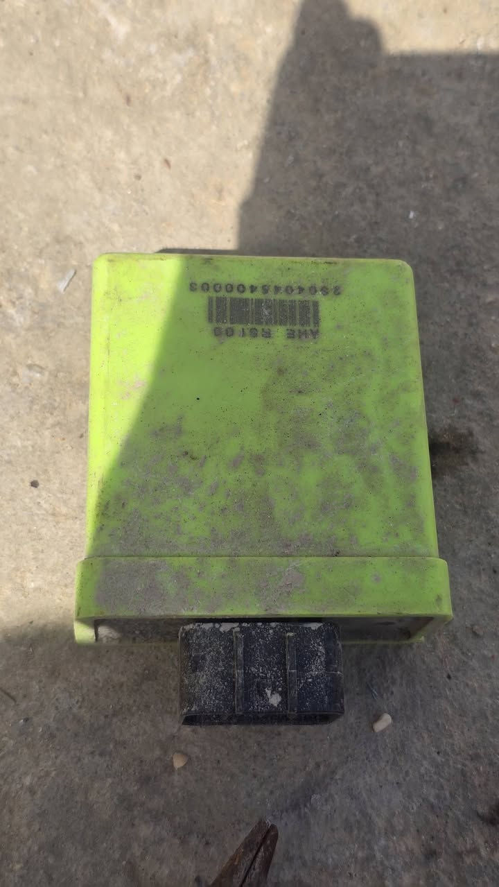 السلام عليكم غراض ماكس
زوج وياله كاملات امامي وخلفي ب ١٠ اثنيهن ب ١٠ قفل 
عقل رياضي مكفوال ب ١٥. قفل
كابريتر تجاري شرط شده اي خلل ترجعه ب ١٠ قفل 
ماكنيت شحن شرط الشحن 
هنرد ماكس ب ٥ قفل +فج اماي ٥ 
فيت بم ب ٣ قفل وذا شلعه بيك خير ودلل


**إذا كنت صاحب هذا الإعلان وتريد حذفه لأي سبب، رجاءا أرسل رسالة إلى الدعم الفني**