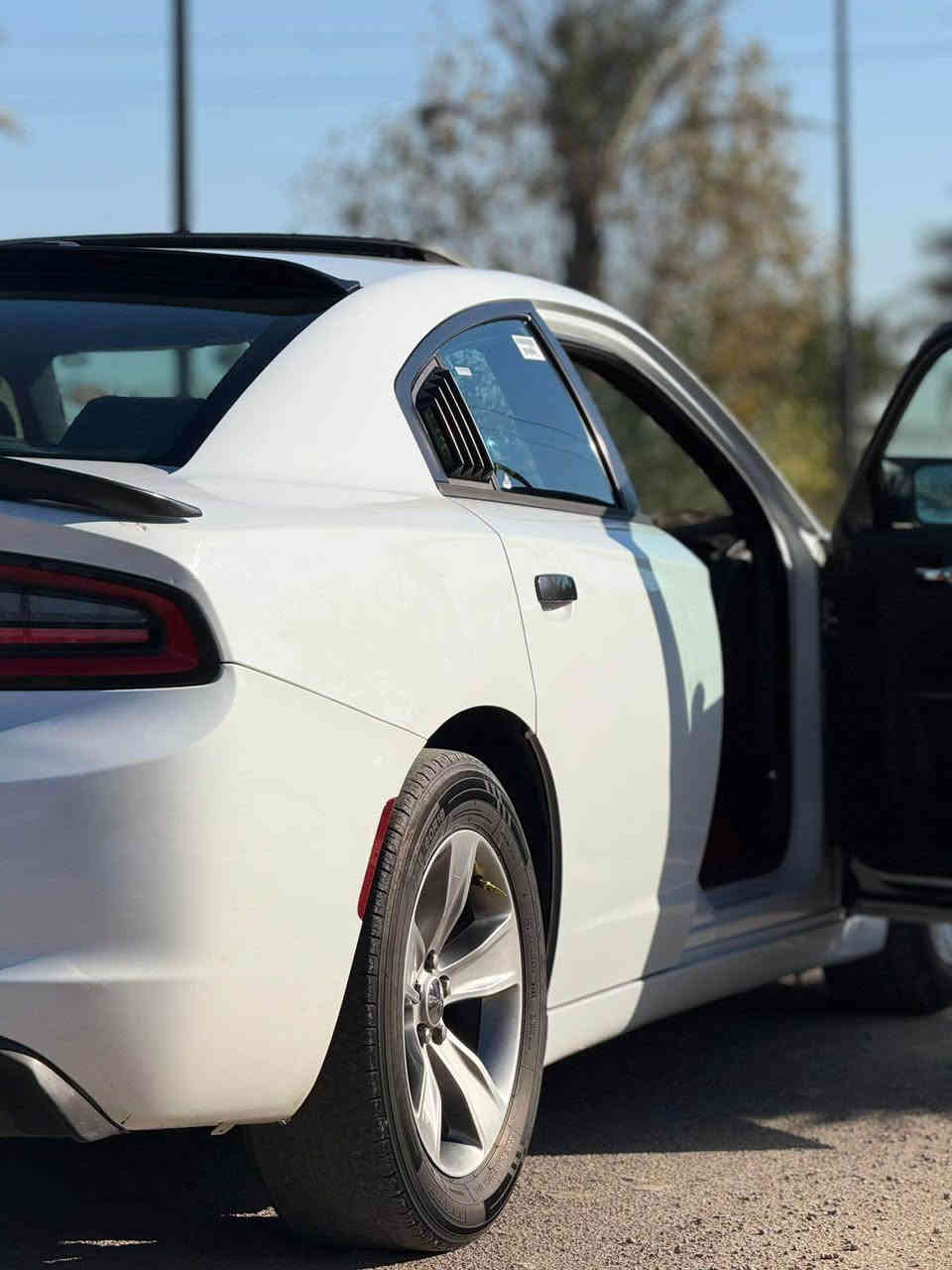 دوج جارجر للبيع ويرهم مراوس بسينا 22 وفوك
كلين تايتل ✅ مكفوله حته من البارد
2015 تحويل مباشر رقم سليمانيه
📍فتحه
📍تشغيل عن بعد
📍عداد 260
📍كامره
📍زارعله عدسات لايت 
📍ماشيه 131 الف مايل
📍تبريد قطعتين
📍تحكم ستيرن جهتين
📍سعر (218)
📍باتري جديد
📍محرك شرط
📍كير شرط
📍اكسل شرط
2️⃣1️⃣8️⃣
كلين تايتل 2015 مو شراي لا تخابرني تاج راسي انته
مكانه كركوك قضاء الحويجه
*********** 
*********** بغداد, العراق
