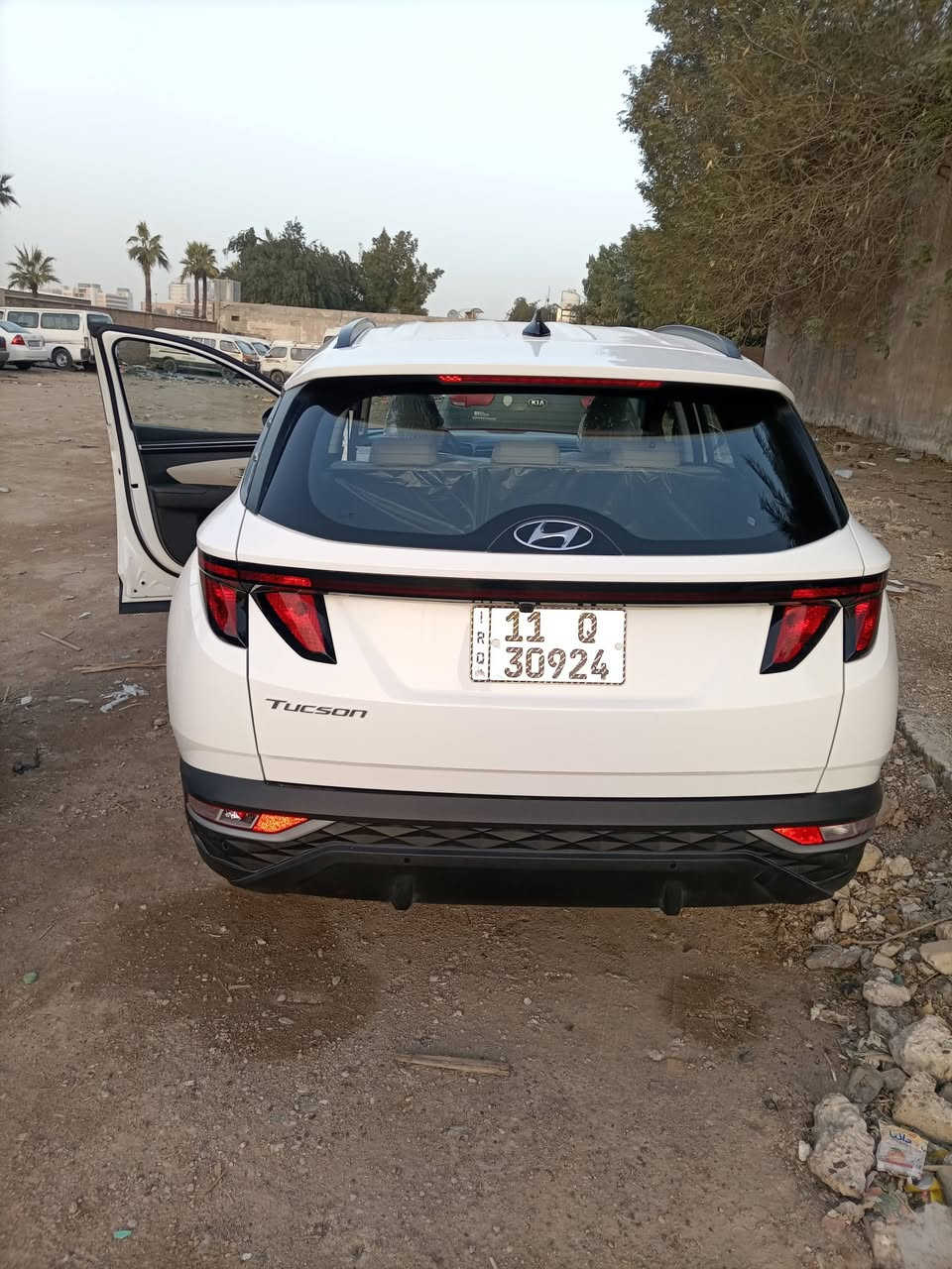 سلام عليكم للبيع تكسان خليجي مكفول من كلشي وضع الشركه مشيا 12020مديل24بسمي مكاني بغداد ***********محرك 2000 سعر210
