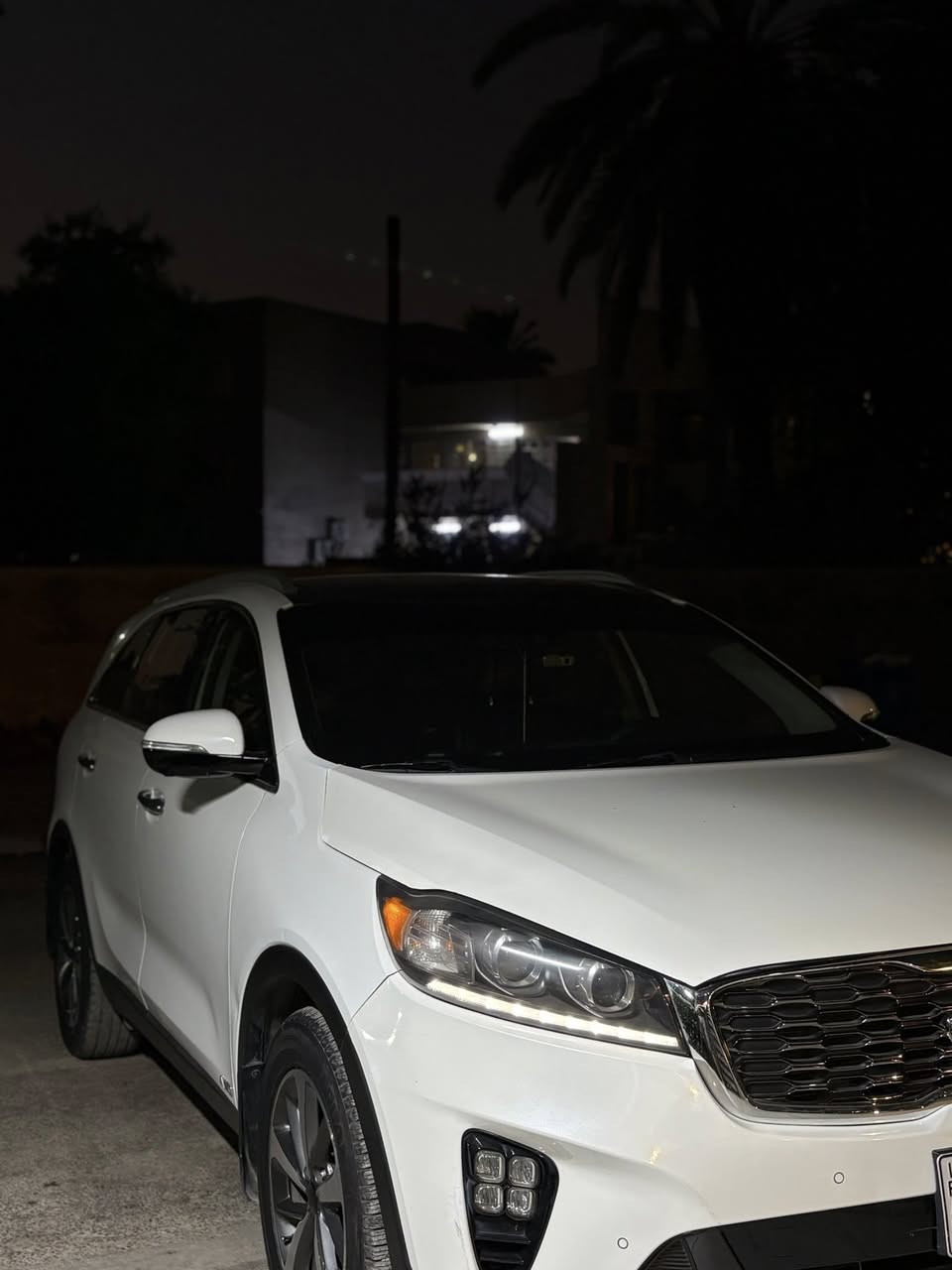 سلام عليكم
النوع الصنع:كيا سورنتو 

الموديل :2020

الحادث :ثلاث قطع

اللون :ابيضّ صدفي  

المواصفات :

1:بصمه

2:شاشه جبيره 

3:كشنات جلد 

4:سبع مقاعد 

5:تدفئه جميع الكشنات 

6:بنرامه 

7:خمس كامرات 

8:سياقه الليه 

9:تحديد مسار 

10:شاشه جبيره 

11:فور ويل

12:خمس انظمه قياده 

13:تدفئه ستيرن

14:شحن واير ليس

15:صندوق كهرباء 

16:بصمه أبواب إماميه 

17:حساسات إماميه 

18:حساسات خلفيه 

19:ثلاث قطع تبريد 

20:أشاير بالمري 

21:يدات نيكل 

22:لد امامي وخلفي 

23:تحكم ستيرن 

24:كير 8نمر 

25:مري شفط 

26:سايد بريك بصمه

27:كشنات كهرباء 

28:كشنات خزن ميموري 

29:توقف الي والسير الي

30:نقطه عمياء

31:اوتو هولد 

32:رادار امامي 

33:رادار خلفي 

الموقع :بغداد اليرموك 

للاستفسار اكثر :اتصل.   ***********
