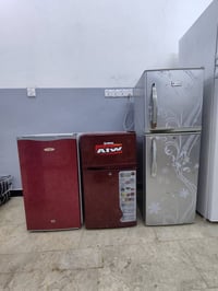 ثلاجات للبيع ٥قدم و١٠قدم وبطحيه حجم ١٢ ومجمده عموديه حجم 30 نظافتهن فو...