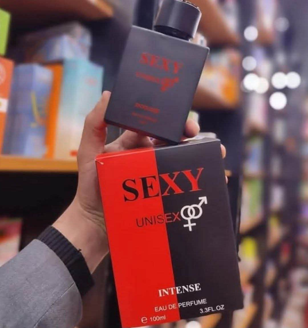 عطر SEXY INTENSE الفرنسي الرجالي 🇫🇷 .
عطر الاثارة سكسي انتينس 🔥❤️

Sexy intense unisex 🔞
الرومانسية والجاذبية يجمع بين الإثارة والانتعاش ❤️

برائحة الكوكونات 🥥 الچوكليت 🍫 الفانيلا ، وروعة الفواكه التوت والفراولة 🍓

الجاذبية لها مفعول السحر على الجميع، فما بالك إذا كنت ترتدي عطراً جذاباً يأسر كل من حولك بمجرد وصولك إلى المكان، بالتأكيد شعور رائع يجعلك مميزة ومختلفة عن الجميع .

رائحة هذا العطر كافية لأن تغريك لتجربة ولو لمرة واحدة في العمر
عطر سكسي كالانسجام الدافئ لأشعه الشمس بين طيات الربيع الخلابه
فإن عطر sexy مخصص لتلك السيده المتميزة و السيد الراقي.
سيدتي مع هذا العطر ستأسر الانفاس بفضل عطره الخلاب الذي يغمر محيطك. 
من اشهر العطور الفرنسية sexy ♥️
صنع في فرنسا 🇫🇷🇫🇷 اصلي 💯 
🚘 يوجد خدمة توصيل لجميع محافظات العراق


**إذا كنت صاحب هذا الإعلان وتريد حذفه لأي سبب، رجاءا أرسل رسالة إلى الدعم الفني**
