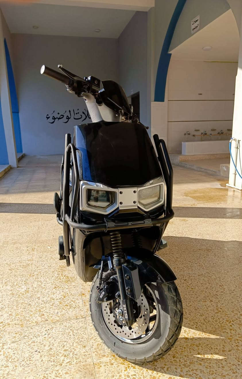 السلام عليكم
مأطور شحن دراكون مدرع للبيع 
لون اسود الفخم 🖍️
لايتات عالي ناصي 💡
اشاير ورى وكدام 🚨
عقل HIS🔥
ملف 2500 HIS🔥
السرعة 100
نظام R بك
نظام P بارك اي وقوف
أربع نمر زيادة السرعة 🔥
شحن يدوم ثلاث أيام إذا مو متواصل الاستخدام 
اغراض كامله + مرايات وجنطه+ نضافه 100 على 100
التواصل على رقم ***********
