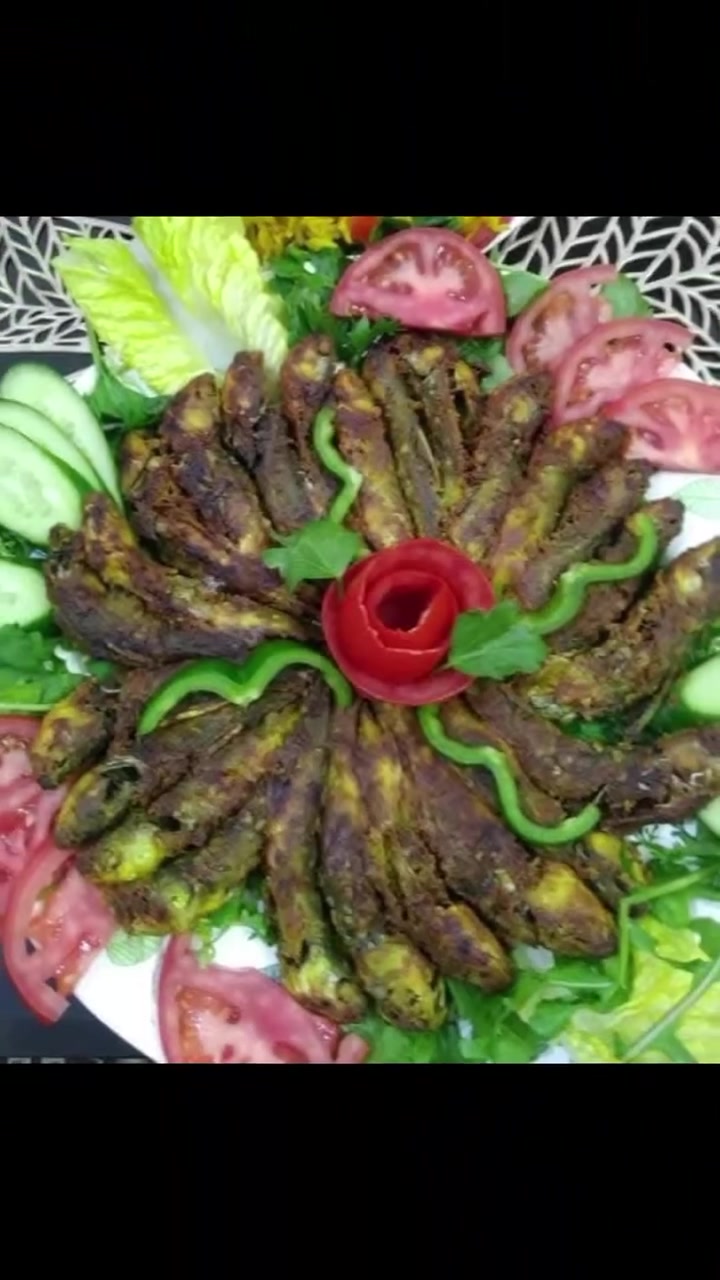 شيف عام جميع القسام اداره وتنفيد عمل اوبن بوفي حسب الطلب شرقي غربي مشويات عامه اسماك البحر ونهري جميع انواع الشاورمه جميع السناكات اختصاص عام تحياتي للجميع مناسف خاصه لجميع العزائم طبخ جميع المناسبات *********** وتساب موجود
