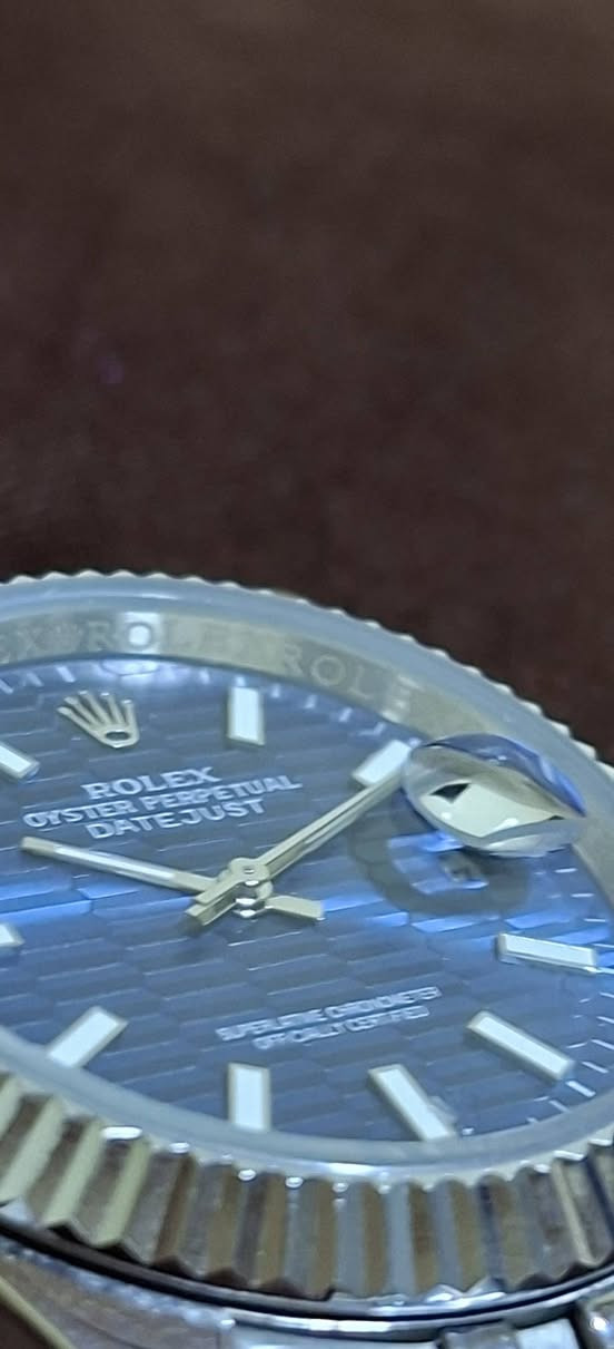 ROLEX DATE JUST المينه
ساعه رولكس  كوبي 

ماكنه بطاريه 

القطر ٤١ ملم 

المينه زركه مميز  

سعر  ٤٥ الف  مع توصيل


**إذا كنت صاحب هذا الإعلان وتريد حذفه لأي سبب، رجاءا أرسل رسالة إلى الدعم الفني**