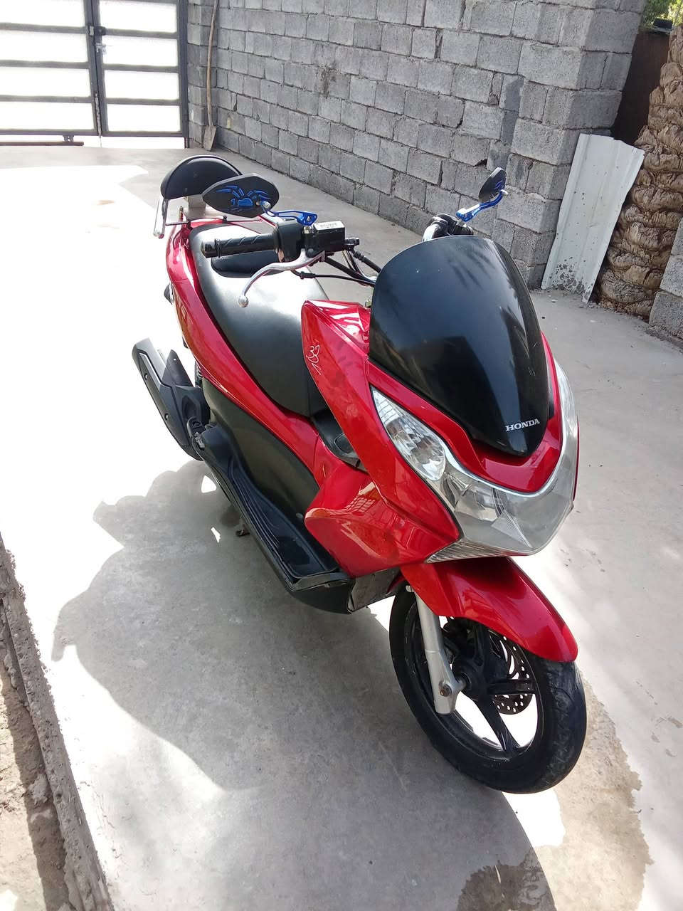 السلام عليكم دراجه بي سي اكس موديل 16 جيل اولمكينه150 دهن اصلي بانزين محسن فلتر جديد كلجات خلفي امامي جديد البارحه بدلتهن دراجه ممفتوحه بلاديه كفرات كهربائيات كامله حساس ازدحام حساس ستاند كلشي يشتغل لمن اكبس تحمه يشتغل كلوب عندي كلولي راديتر فقط اني ابيع ع وضعها بمليون اذا تريد تسويها اني عايفلك 300 الف لتصليح لان سعره واحد و400 مكاني دوره البعيثه أو مراوس ‏ ‏‪
‏‪+964 786 997 9190‬‏‬‏


**إذا كنت صاحب هذا الإعلان وتريد حذفه لأي سبب، رجاءا أرسل رسالة إلى الدعم الفني**