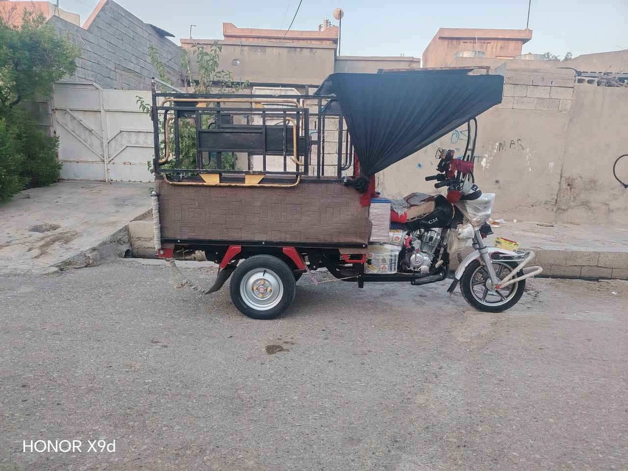 جنج للبيع السعر ١٥٠ بي مجال ***********
