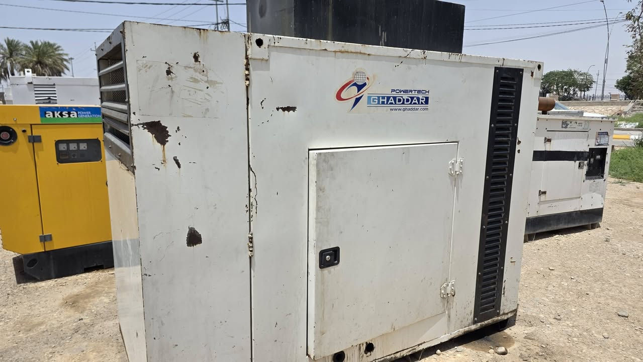 للبيع مولد 60 KVA (بيركنز أصلي) 
• ​نوع المحرك: بيركنز (Perkins).
• ​القدرة: 60 KVA.
• ​الحالة: نظيف جداً (كاتم للصوت).
• ​الموقع: الكوت. ( يوجد توصيل )
• ​الفحص: جاهز وبشرط الفحص.
• للاتصال ***********
