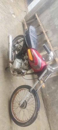 دراجة نارية • مكفولة • ناصرية مركز