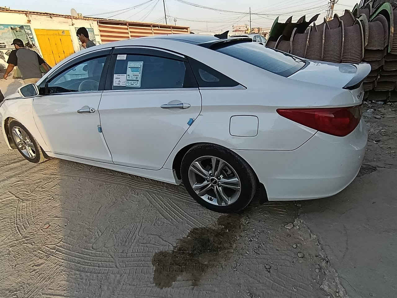 السلام عليكم 
سوناتا موديل 11 خليجي 2400 مكينه حاويه شرط ب كارتون
رقم اربيل ستوني كملته اداور بسمك مباشر تريد وكاله حاضر 
فول مواصفات عده البصمه السياره بيه خمس قطع صبغ بدون دواخل شرط ابد ابيع حزام حزاااااام حته اخلص جاهز من كلشي حداديه جديده. سوته صاعده هزه مكاني بابل سعره 105 مجال كلش بسيط رقمي ***********
