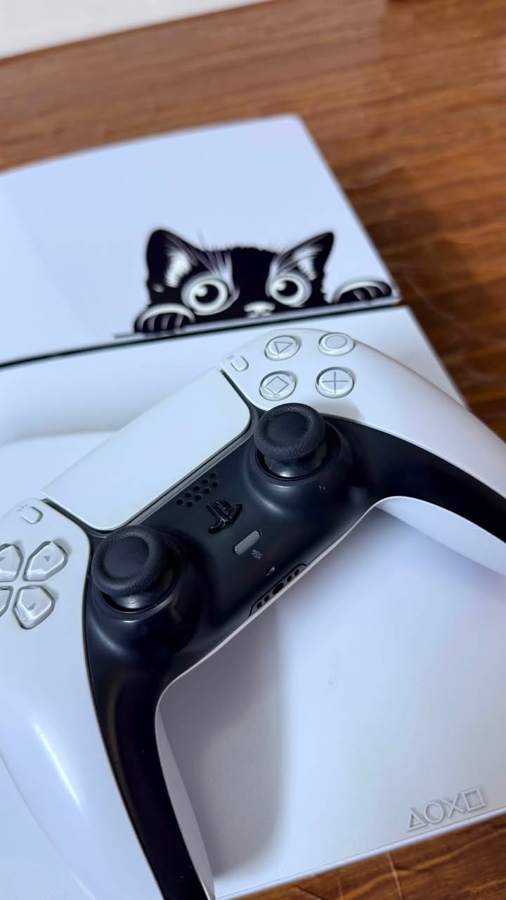 السلام عليكم 
Ps 5 سلم 
واحد تيرا 
نظافته 100/100
استخدام تقريبا شهرين 
ملحقاته الاصليه من جوستك وكيبلات كامله
تجي تفحص باليعجبك وتاخذه 
ويا قرص كراند 5  
السعر 775 الف وبي مجال بسيط 
عنوان بابل اسكندريه
***********

