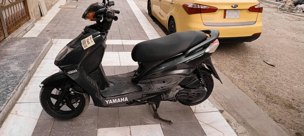 السلام عليكم
للبيع دراجه سكنس ياباني 110

مكينه خرسه مينسمع صوته 

لانضوح لاتبخير لاتنقيص
 
كهربائيات كله شغاله اشاير سلف هورن مابيه كل نقص 

ستان كهرباء تايرات جديده

طصته خير من الله ترايه كلش حلو 

مابيه كل نقص قبل فتره نازله من الرمبه

السعر 850 بيه مجال بصيط حك الجيه 

العنوان البلديات تقاطع الامن ه‍ ***********.
