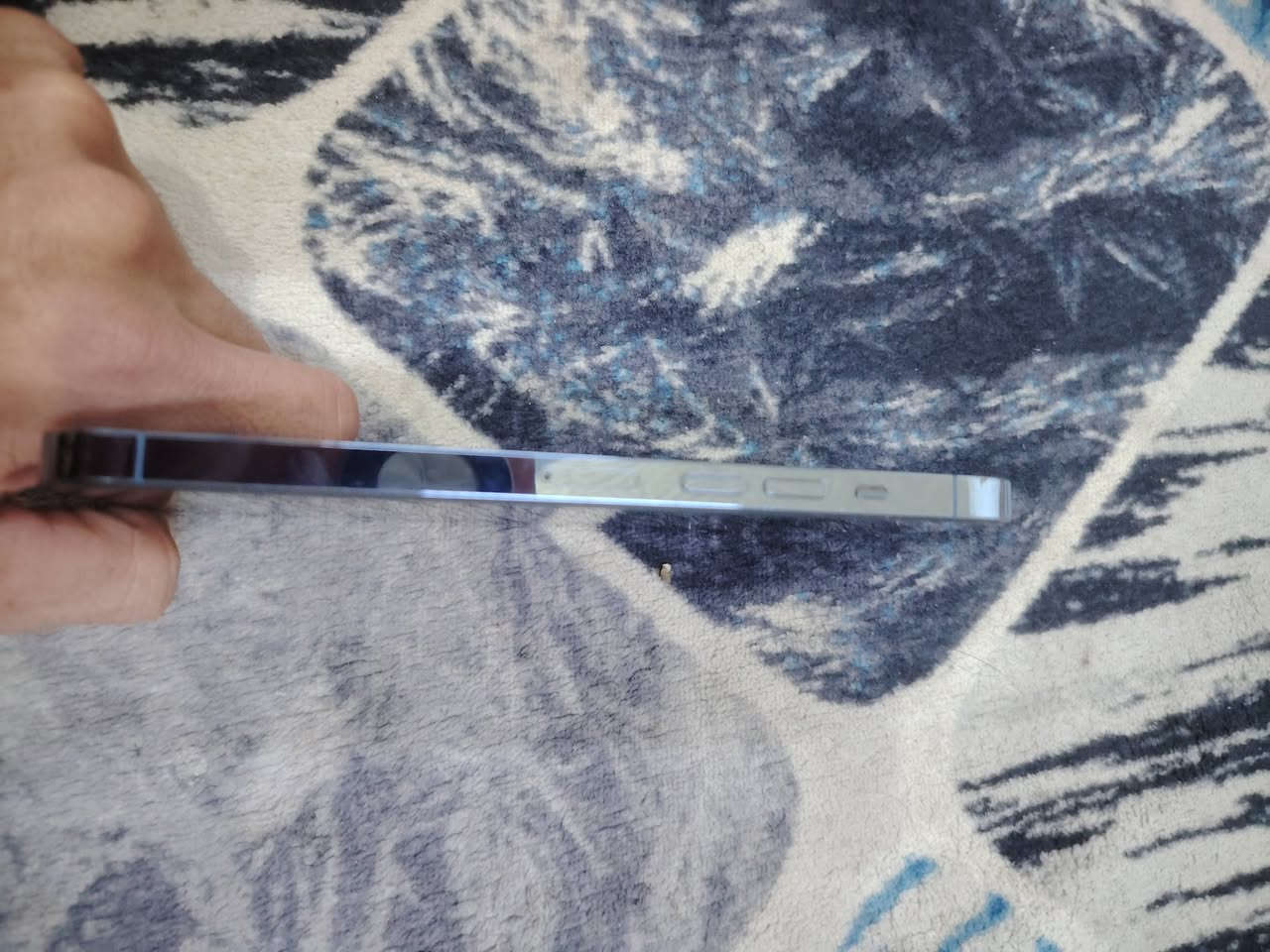 السلام عليكم موبايل 13 برو ماكس شرق أوسط ذاكره ٢٥٦ لون بحري نضيف كلش حلو مبدل شاشه وكاله كلش حلوه فقط كامره ثانيه تشتغل ساعه تشتغل ساعه لا السعر ٥٥٠ بي مجال بسيط
***********
