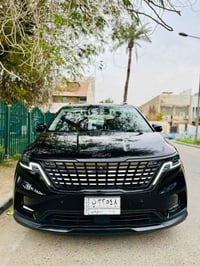 كيا كــرنفال  بـــرستيج VIP   الموديل 2022  المواصفات فول 1/1  اللون ا...