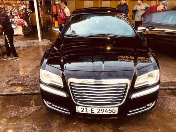 سلام عليكم اوباما للبيع موديل 2012 محرك6سلندر وكير طياره رقم سليمانيه منضومه بانزين وحداديه وتايرات جدد لايت زينون السياره داخله كلين بيها بالعراق داير خلفي مال جاملغ ورصعات خفيفه صورة السونر بل منشور تبريد ثلج سياره جديده مال جناي مامشتغل على الخط ماشيه 197 سنويه بسمي شرط التحويل مكاني بغداد حي الكراد مدينة الصدر الاتصال *********** السعر180وبيها مجال
