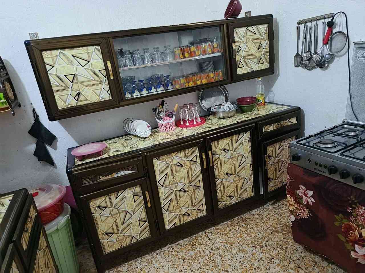 كاونتر 4بيبان وملحق
كاونتر 3بيبان مع ملحق 
للبيع استفسار ***********
