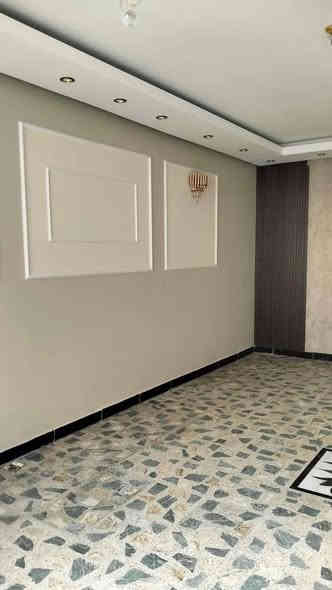 صباغ وديكورات منزليه داخلي وخارجي وعمل كافه الاصباغ 

طلس معجون وستن +ورق جدران +سحبات فوم داخليه 

ترميم البيوت القديمه + معالجه الرطوبه + سنفره جدران 

ديكور بديل الرخام والخشب والشيبورد + صبغ سيراميك 

شبابيك تنظيف وصبغ+ شغل درجه اولى+ ***********
