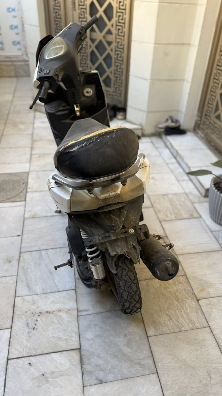 دراجة اف اس محرك ياباني
بيع مستعجل الكهربائيات كلها شغالة الكفرات اكو كم قطعة  مكسرة مثل ما موضح بالصور والمحرك يحتاج تجفيت قيم واخذ 
مكانها كربلاء حي الموظفين


**إذا كنت صاحب هذا الإعلان وتريد حذفه لأي سبب، رجاءا أرسل رسالة إلى الدعم الفني**