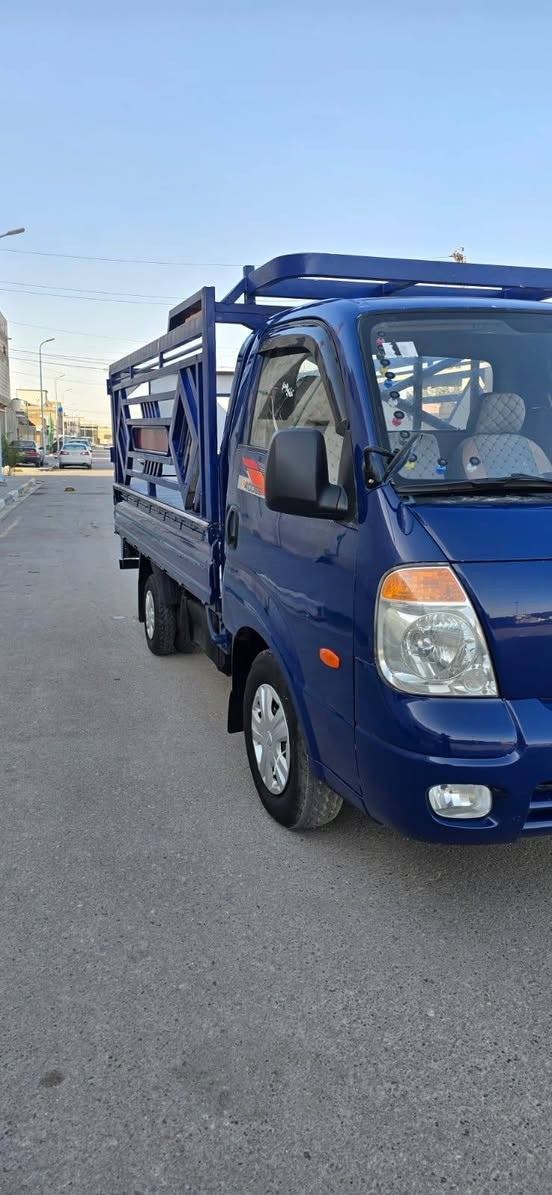 بسم الله الرحمن الرحيم 
للبيع كيه بنكو 2008 رقم ميسان تحويل مباشر  كفاله ضربه و شاصي رقم شاصي بلادي  مسكر  مكينه كرنفال مكينه وكير جدد تخم تاير توني شاده كهربائات كله شغاله داخل جديد سياره نضيفه السعر (75)وبيه مجال رقم الهاتف  
مكان السياره بصره 
***********/***********
