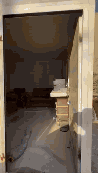 كرفان قياس 3 في 4 مستعمل ٣ اشهر او اقل تفصال درجة اولا الشاصي مالة شيل...