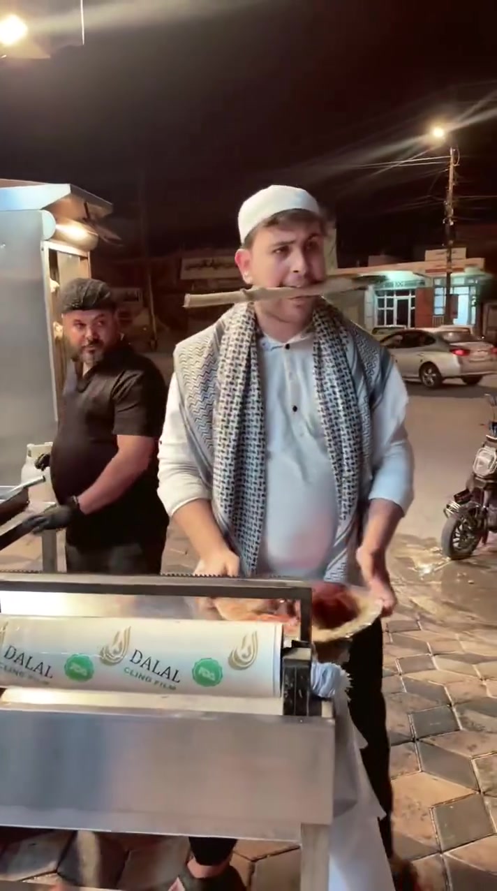 جاوب على الحزورة واربح وجبة مجانية من مطعم ستي چكن 🎁🔥
كمل المقطع للأخير وركز بالحزورة الي داخل المقطع زين .. الحرامي طلع محظوظ 😂🏃‍♂️
📍 العنوان : هيت - قرب فلكة الساعة
📞 للحجز والاستفسار : ***********
.
#مطعم_ستي_چكن #هيت #الأنبار #مسابقات #الرمادي #الفلوجة #جوائز
