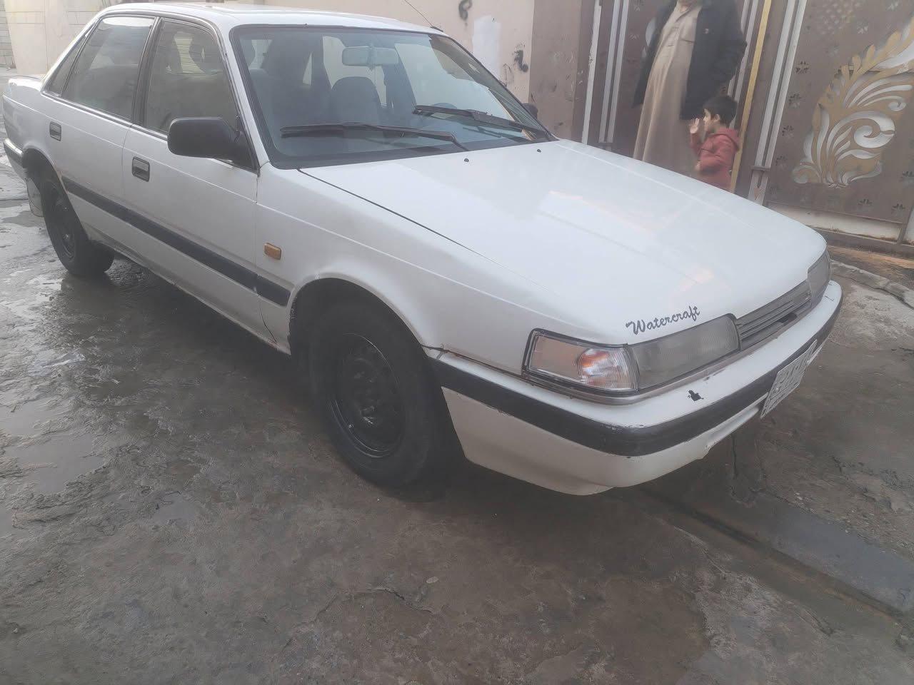 سلام عليكم للبيع مازده حجم 626 موديل 1991 محرك 8بخاخ محرك وكير نضيف سنويه 28 كابون بانزين بيها سياره بيها صبغ بالجاملخات الوره بس والباقي كلو شرط السعر 33 وبي مجال العنوان الموصل الرشيديه  استفسار اتصل ع رقم ***********
***********
