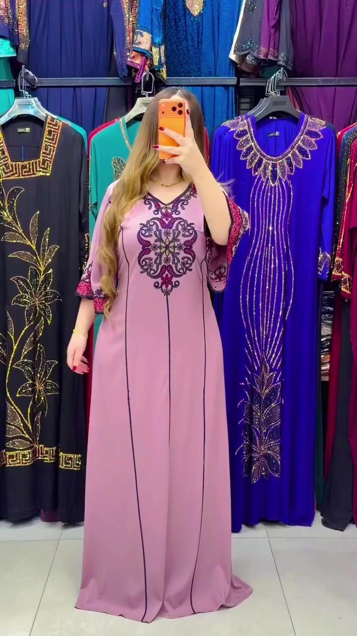 داخل المحل معروضات هسه وصلتني


**إذا كنت صاحب هذا الإعلان وتريد حذفه لأي سبب، رجاءا أرسل رسالة إلى الدعم الفني**