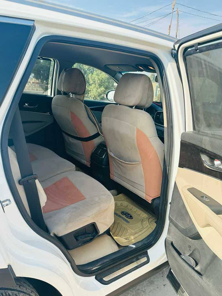 السلام عليكم سياره سورنتو خليجي مديل ٢٠١٧ كفاله عامه /السياره جاهزه من كلشي تخم تاير جديد ويل كروم تبريد جديد باتري جديد لايت جديد حداديه ٩٠ بالميه موصفات فول ماعده الفتحه حساس امامي خلفي كامره دواره رقم قادسيه مكان السياره المثنئ *********** السعر ٢٢٠ وبيها مجال قليل
