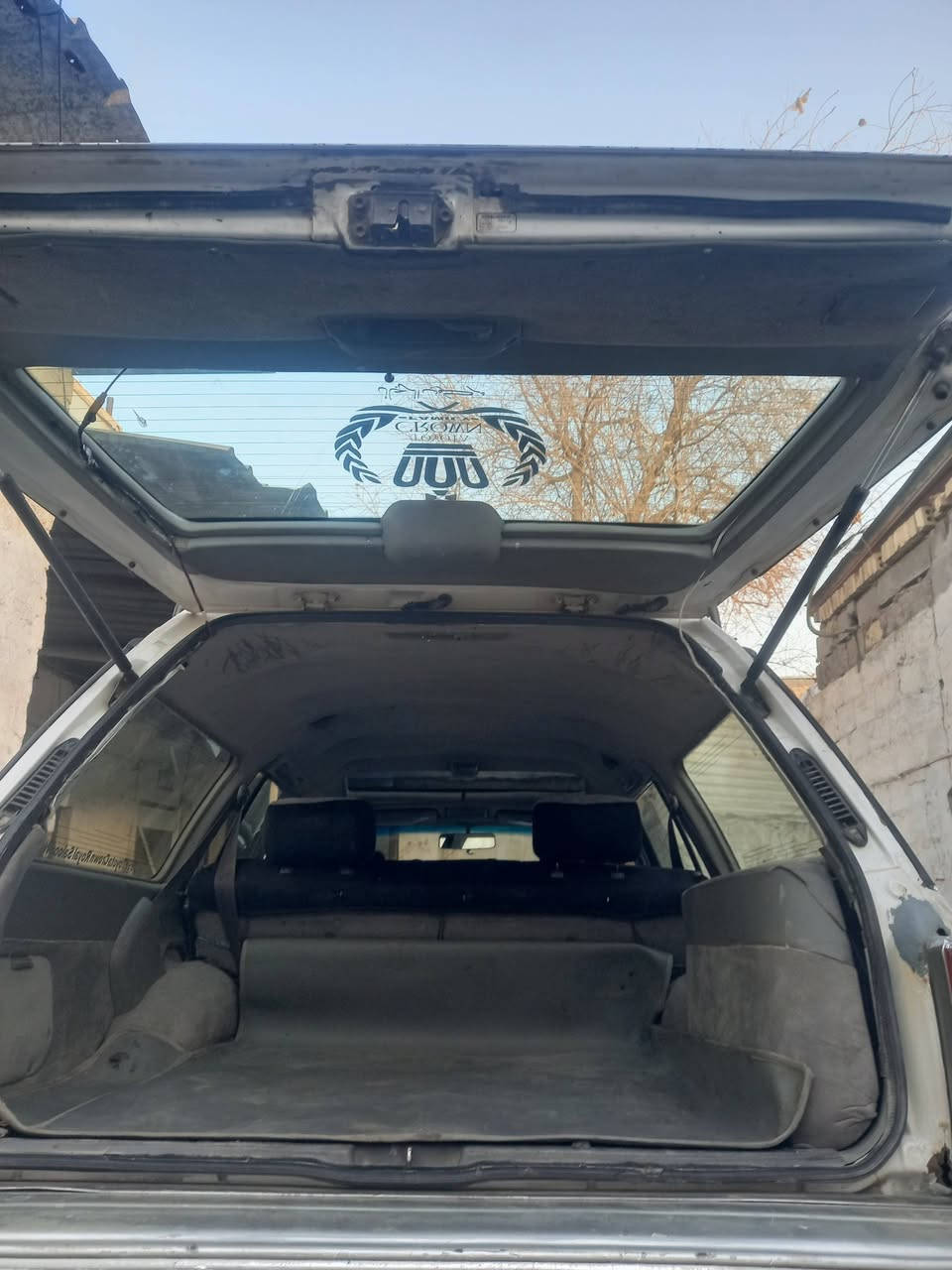 سوبر كراون أرنب للبيع
موديل 98 
محرك بطه 2500ديلكو 
كير محرك جيد 
صدر أمامي خلفي جيد جداً 
تخم تاير جديد 5ويل كب 
كهربائيات فول جاهزه تبريد ثلج شغال شاشه كامره سنتر لوك بصمه 
هزه جديده رقم انكليزي بأسمي سياره جاهزه اي نقص مابيها مكفوله من الاصوليات تحويل مباشر 
السعر 72وبي مجال 
العنوان بغداد الزعفرانيه 
للستفسار***********
