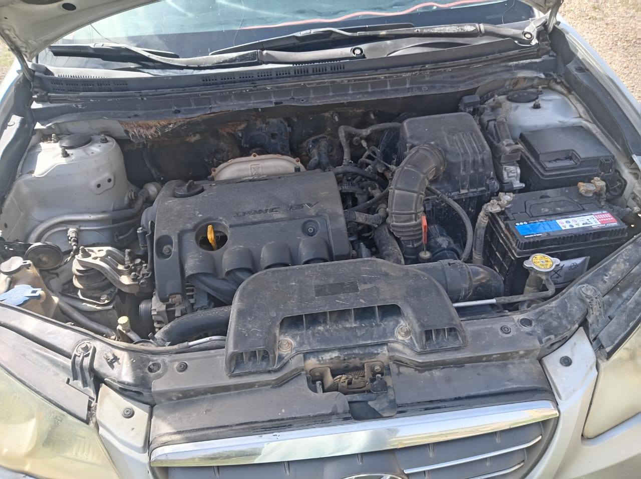 السلام عليكم للبيع سيارة افانتي موديل ٢٠٠٨ رقم صلاح الدين انكليزي باسمي السنويه نافذ  لغاية ٢٠٢٧ بيها صبغ بابين ونص باب اي ضربه مابيها كير محرك كلو تمام والباقي شوف العين السعر ١٠٠ ورقه وبيها مجال مكاني الشرقاط
الرقم ***********٦ اتصال فقط
