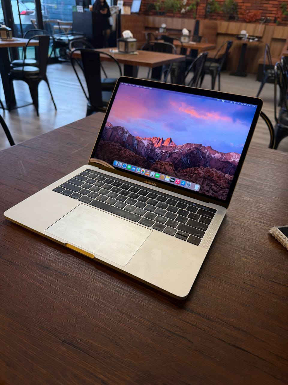 ماك بوك برو 2017 قیاس 13i
ذاكرة 512
اخو الجديد نظافة 1000000% مشحون فقط 118 مرة

غراض كاملة

السعر 570  الف


**إذا كنت صاحب هذا الإعلان وتريد حذفه لأي سبب، رجاءا أرسل رسالة إلى الدعم الفني**