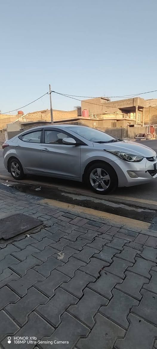 النتره خليجي موديل 12 بسمي رقم بغداد فول مواصفات  السياره مكفوله كير اومكينه اوحداديه اوكهربائيات اوتبربد ما ناقصه شي السعر 105 اوبيه مجال مكان السياره بل كوت  ***********
