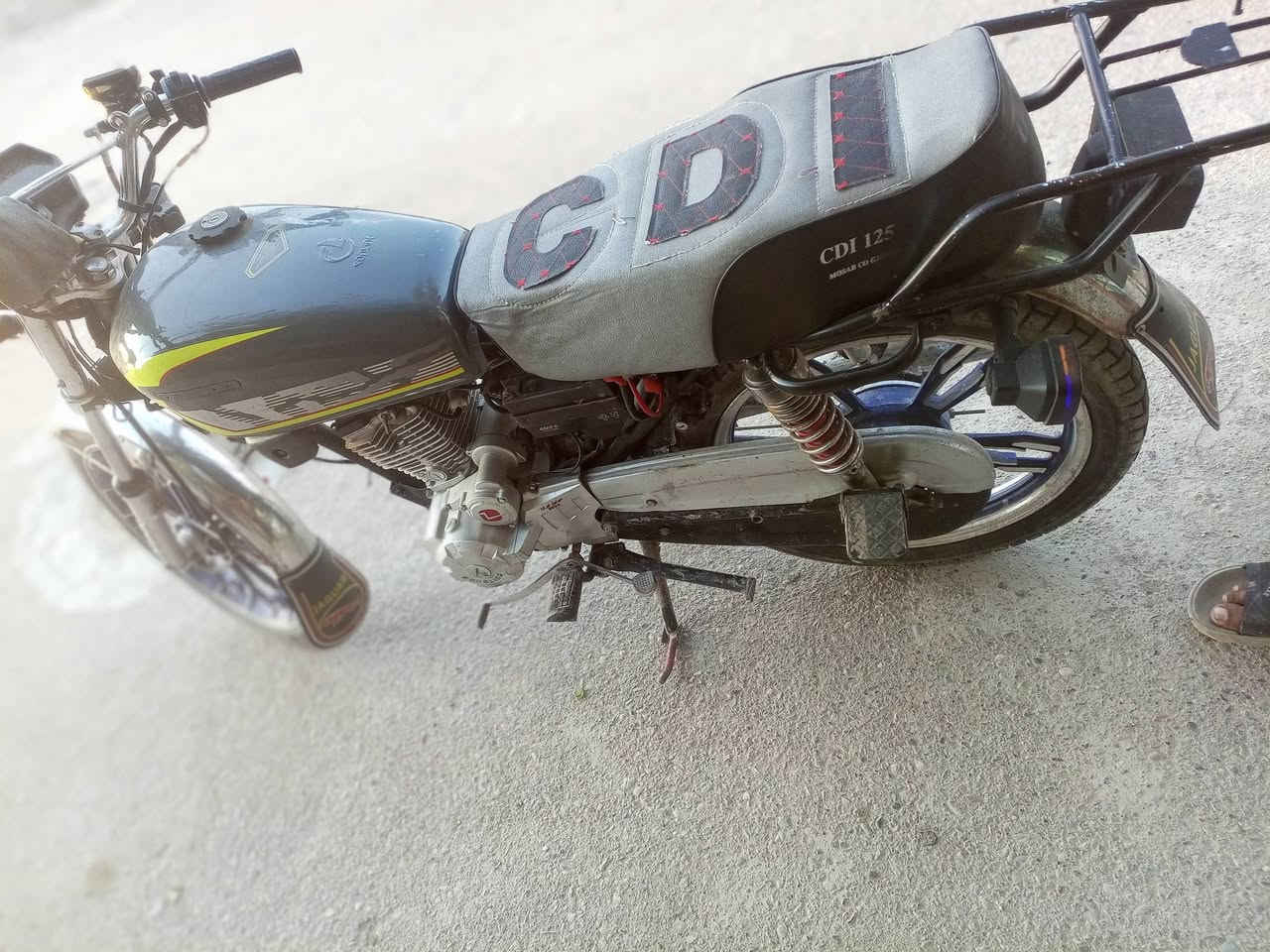 سلام عليكم دراجه سعر 650 وبيه مجال مكان بغداد مدينة صدر ***********
