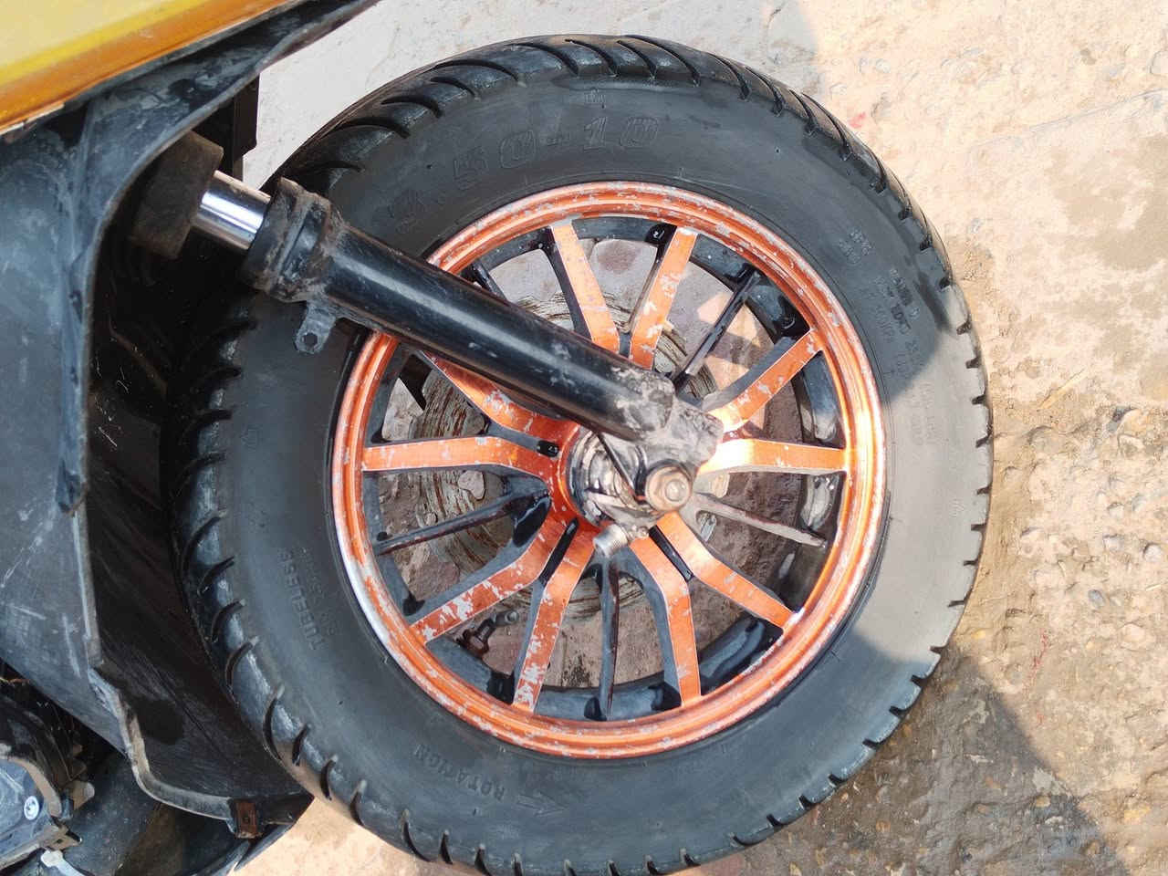 سلام عليكم دراجه ماكس للبيع دراجه شغاله رايدله تلحيضات بس اني ابيع كوم حديد سعر 100 مكاني واسط نعمانيه هاذه رقمي ***********
