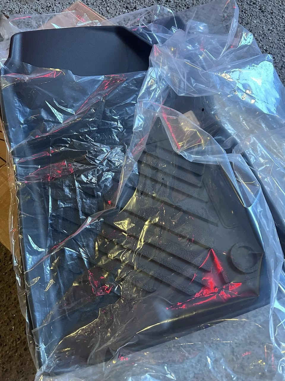 السلام عليكم أخوان ارظية بايك بي جي ٣٠ درجة أولى جايبها اني نموذج جبته شحن جوي عندي حاليا قطعه وحده ب١٠٠$ طبعا هيه صارت عليه اغلى لان وزنها ٥ كيلوات ونص  وان شاء الله بس يفتح الميناء راح يكون سعرها أنسب بس كلكم يعرف شنو الوضع حاليا مع جزيل الشكر ***********
