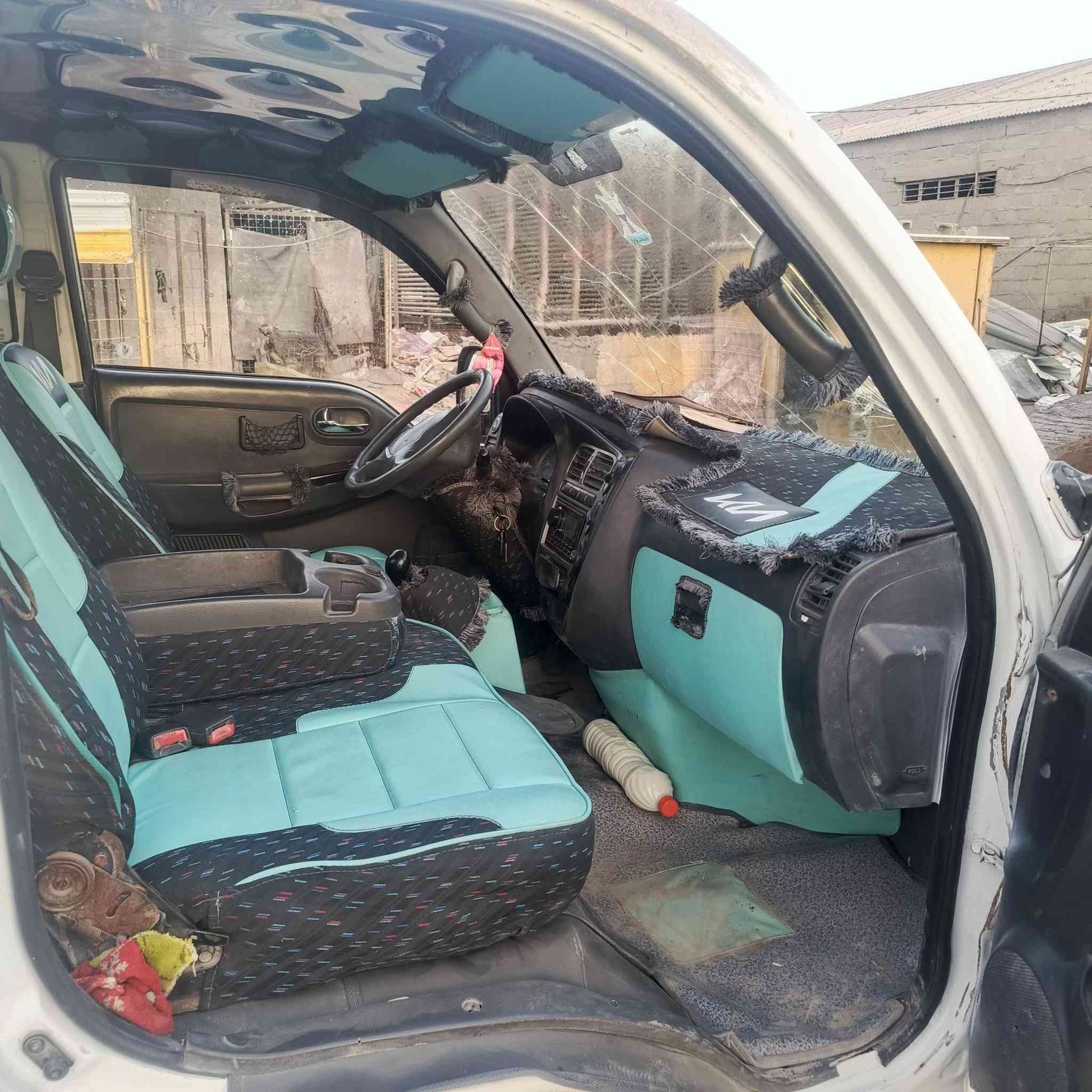 السلام عليكم كيه مديل 8 السياره مصبوغه حزام جماليه بدون حادث كير مكينةمكفولات كهربايات جاهزه صدر جديد تخم تاير جديد بيع مستعجل السعر 60 وبيه مجال  *********** ***********
