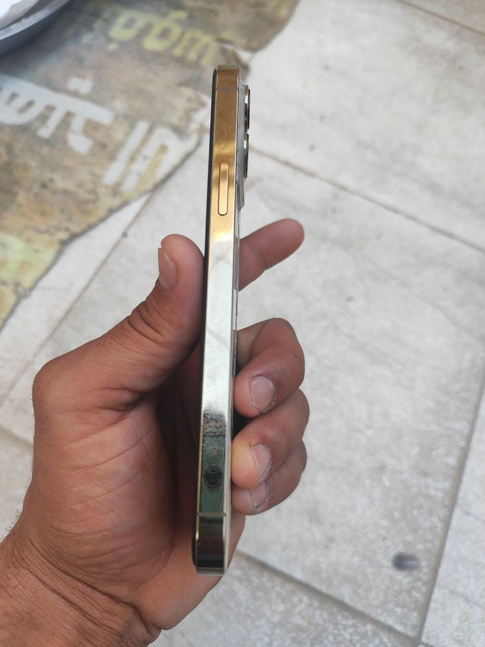 ايفون 13 برو ماكس  نموذج m  ماستر اعلى نموذج  
سعره 350  مبدل بي بطاريه والضهر متكسر والشاشه بيهه خط مامثر ع المس و الكامره بيهه خلل للاستفسار ***********     ماكو هيج سعر ب السوك  مراوس هم يرهم
