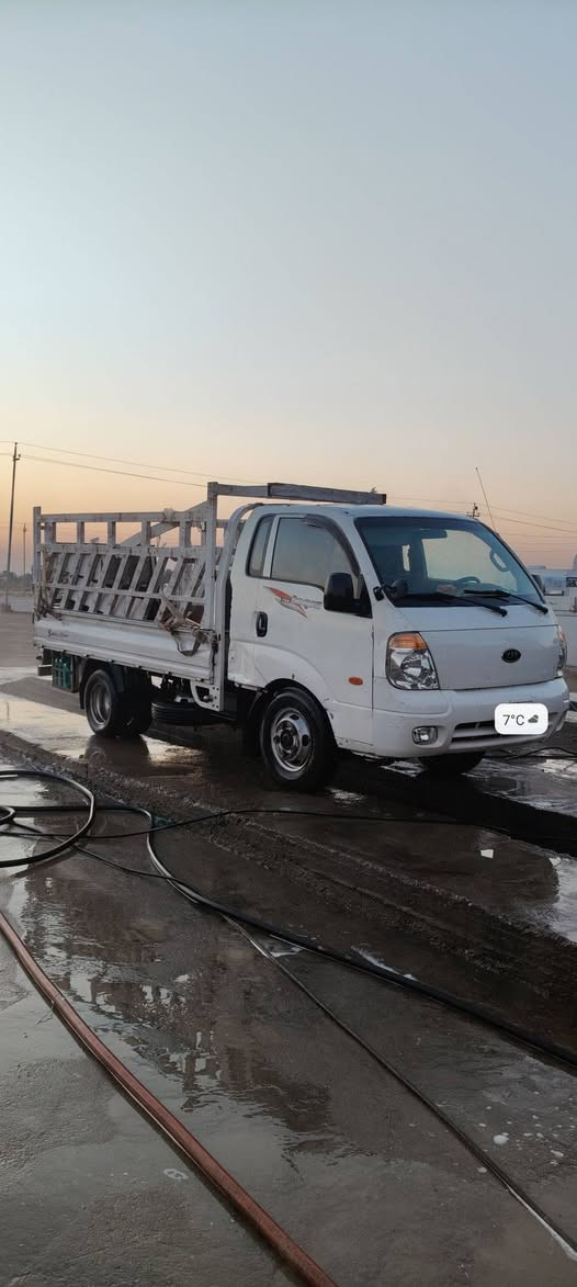 السلام عليكم كيا فحل السيارة خير من الله وجاهزة من كلشي نقصهة بس تبريد لا اكثر ***********
