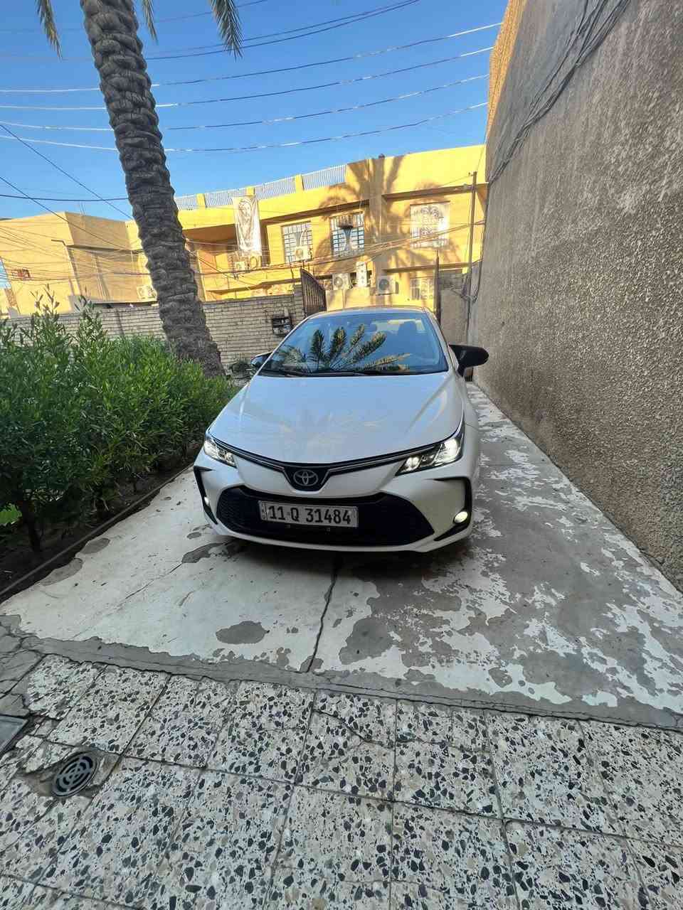 السلام عليكم
تيوتا كورلا هايبرد  صيني شكل لخليجي
مديل 24 ماشيه 43
داخل جلد لونين 
بصمه فتحه تلاث انضمه قياده 
مكينه 1800 هايبرد
سستم خارجي بيانو بلاك 
سياره بيهه بارد باب خلفي ايسر وطخه بدوسه موضحه بصور
رقم بغداد
السعر 157 وبيها مجال
مكان لسياره بغداد الجديده
للستفسار ***********
