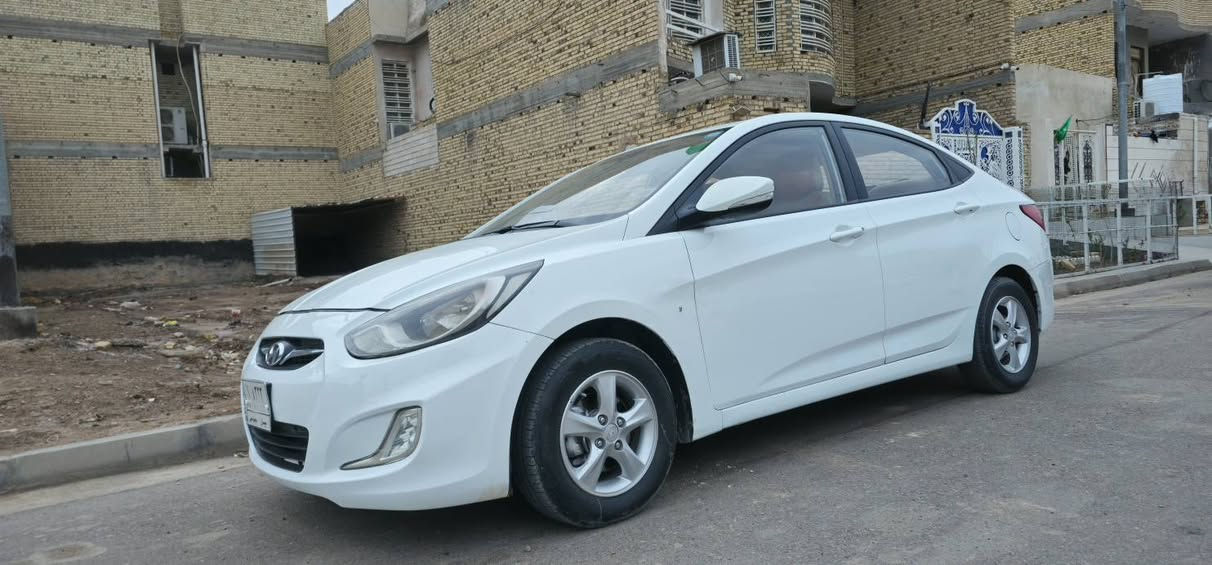 هونداي اكسنت وارد خليجي مكينه 1600دوش جاهزه طخم تاير حداديه مكينه بيهه جاملغ امامي مصبوغ فقط سياره جديده ماشيه 160KM سعرهاا 85 مجال بسيط *********** عمارة, ميسان
