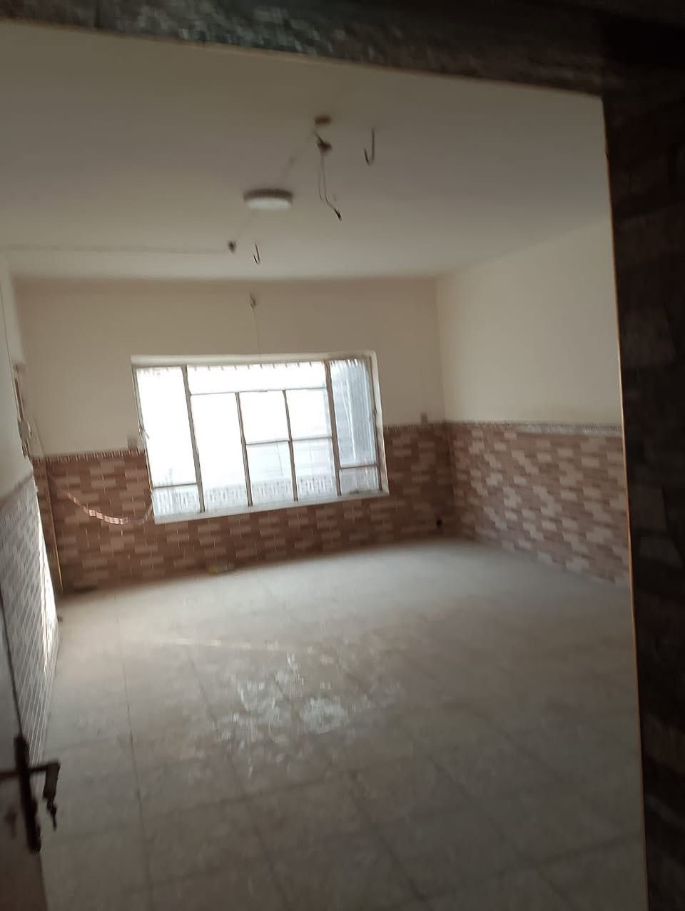 ⁨ ⁨ ⁨ 🏠بيت طابو صرف موقع مميز لبيع  بناء قديم ينسكن 🏠

. ((((🏢🏢🏢🏢 🧿🧿🧿)))) ⭕

الموقع // مقابيل المستشفى التركي جهة جسر الجمعية الشهداء الاولى 90م عن شارع 60 
 
المساحـــة الكليه / 200

الواجه / 10

التفاصيل // الطابق الاول /يحتوي ع كراج سيارة ثلاث غرف  نوم صالة هول مطبخ صحيات 

السعر :  ***********  محمد الجنابي المدهش  للعقارات⁩⁩⁩
