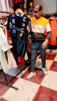 ملابس أطفال • للبيع