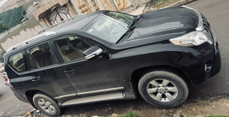 برادو 2014
4 سلندر 
شركة جيهان 
بارد باب خلف السايق 
سيارة جاهزة بدون مصرف 
شراي اتصل ***********
