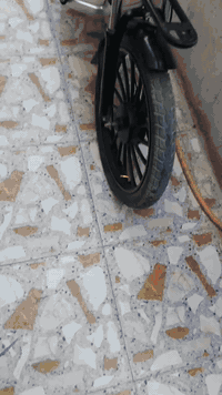 دراجة شحن كهربائية • بطاريات جديدة • نجف حي السلام