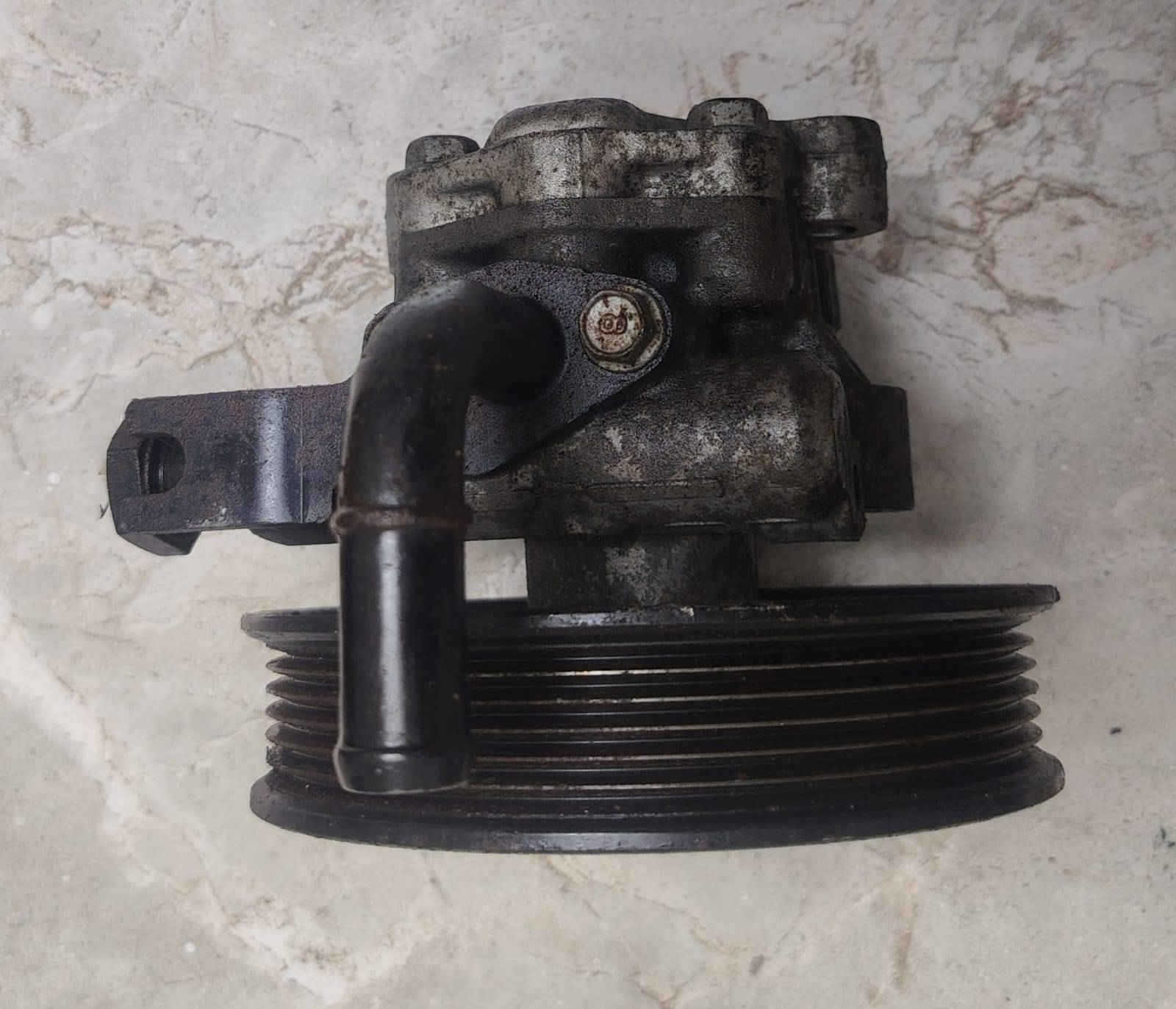 سلام عليكم غراض للبيع مال كيا راندو من 2007 لحد 2013 اصلي تفصيخ شرط الفحص 
مشط استيرين ب 75 الف قفل 
باور ستيرن ب 40 الف 
دكشن بارد كامل ب 50 الف 
مسجل والاطار مالتة شغال فول ب 40 الف
قاعدة فيت بم ب 50 الف 
جوين الأصلي الجبير ب 10 الف 
مكاني بغداد الامين الثانية *********** علي
