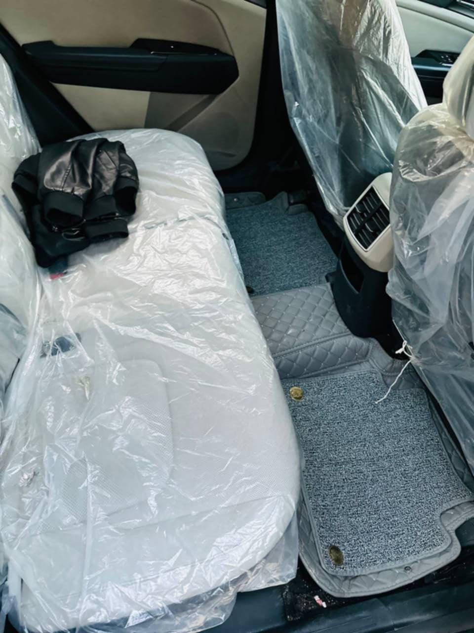 السلام عليكم للبيع
كيا سبورتج 2023 بانزين رقم بغداد تحويل ثاني يوم 

  صور الحادث ورقم شاصي بل منشور  السعر ٢٠٥$ورقه مجال حك الجيه مكاني بغداد بلديات الاتصال ***********
