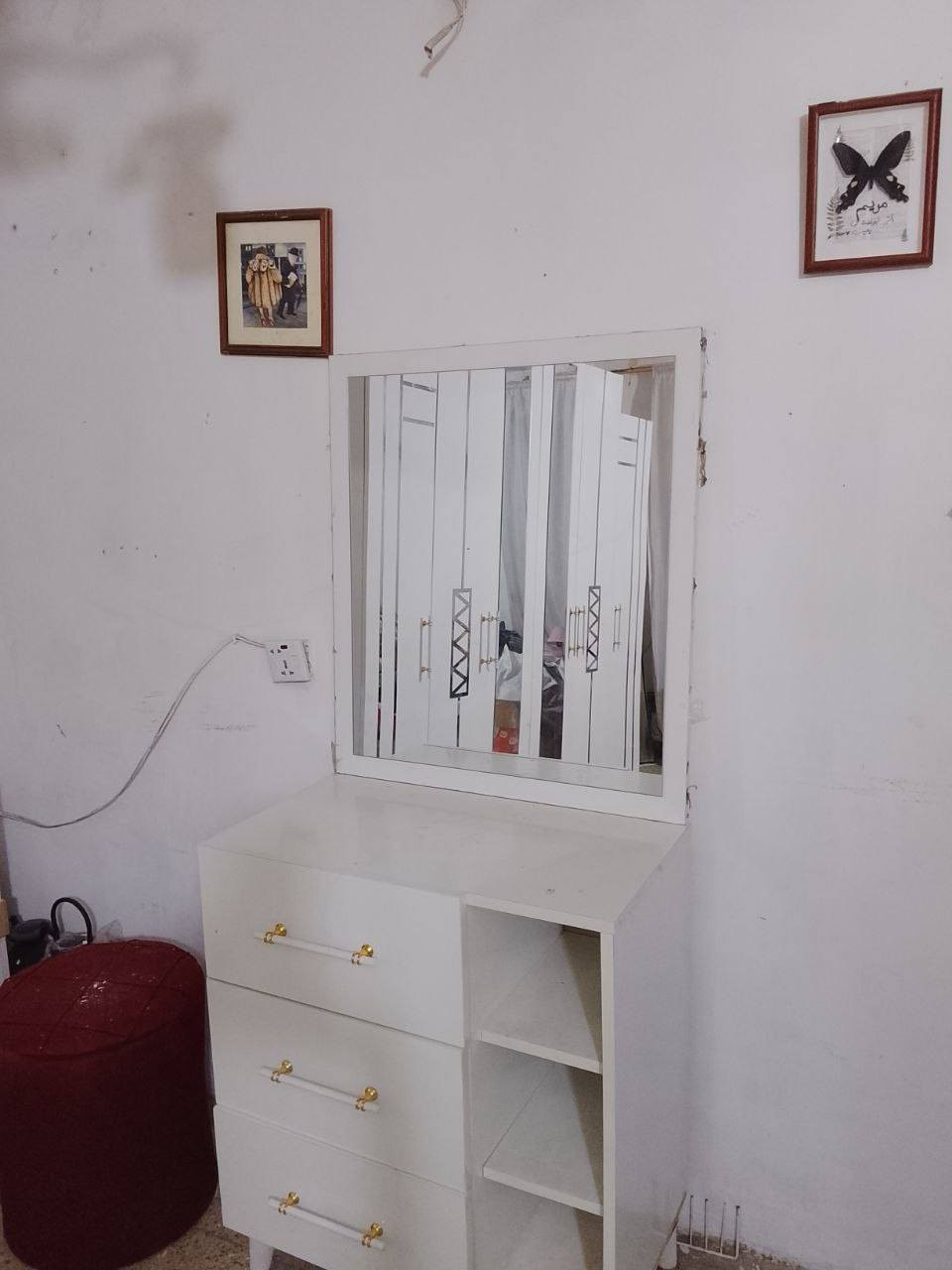 كنتور 6 ابواب تركي للبيع جديد ونظيف جدا وميز ابو المراية جديدات نظيفات مابيهم اي ظرر للبيع بسعر مناسب رجاء رجاء فقط الشراي يراسل


**إذا كنت صاحب هذا الإعلان وتريد حذفه لأي سبب، رجاءا أرسل رسالة إلى الدعم الفني**